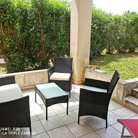 201 - Les De Robinson - Avec Piscine En Bord De Siagne, A Apartment Mandelieu