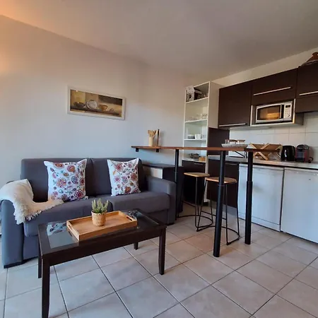 201 - Les De Robinson - Résidence Avec Piscine En Bord De Siagne, à Appartement