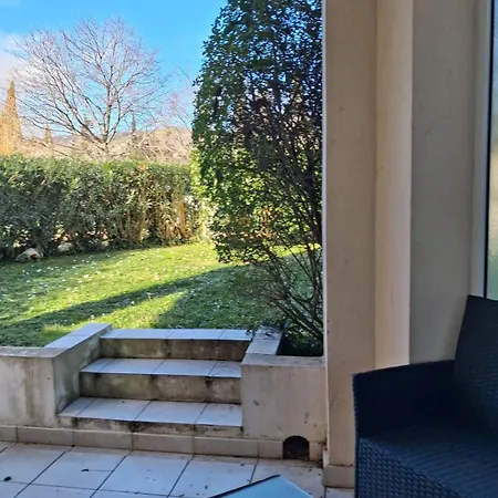 201 - Les De Robinson - Avec Piscine En Bord De Siagne, A * Mandelieu